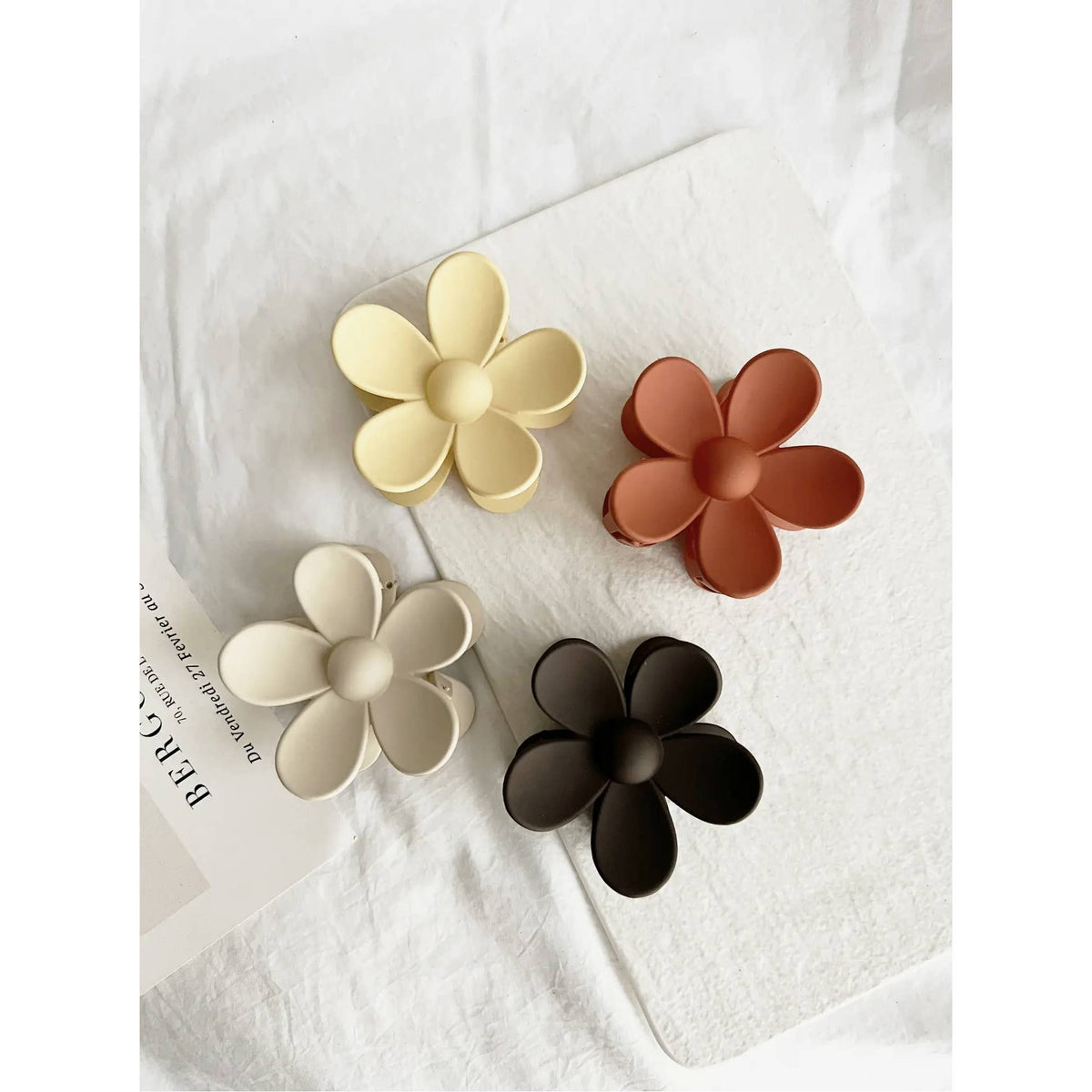 4 Flower Hair Clips in a Box