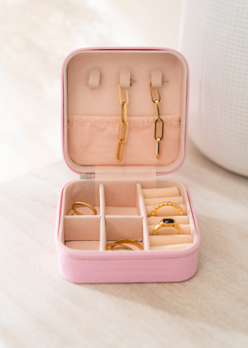 The Kristen Jewelry Travel Case