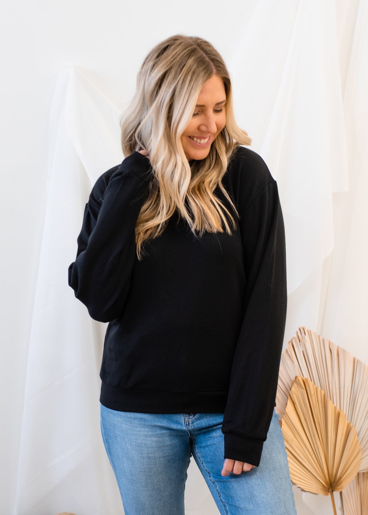 The Jenna Luxe Fleece Crew Neck