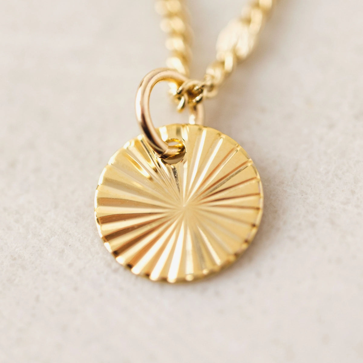 The Everly Circle Necklace