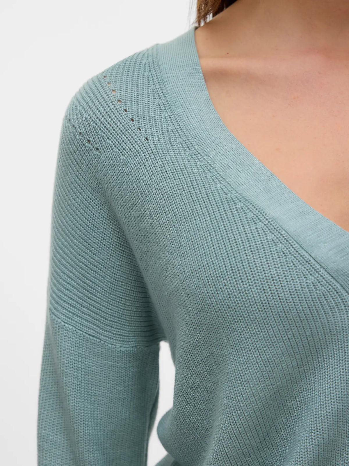 The New Lex Sun Stitch V-Neck Cardi